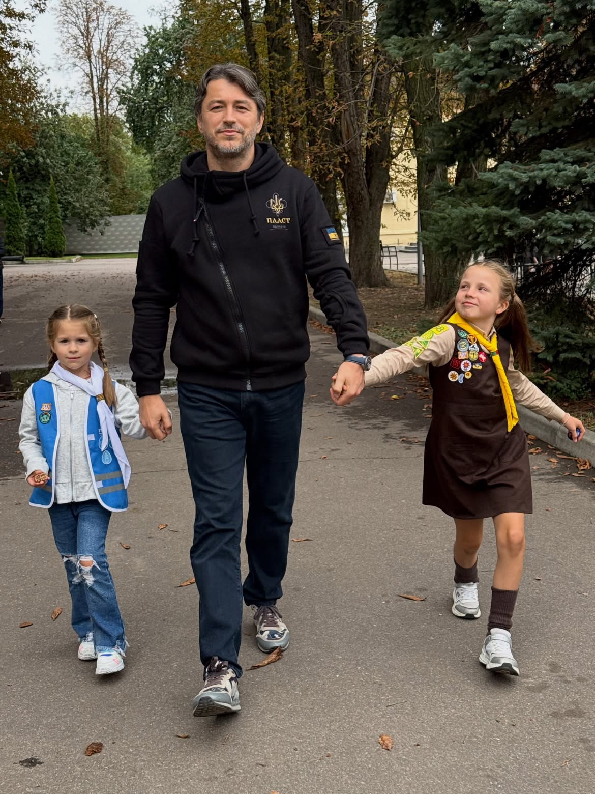 Сергій Притула замилував кадрами з доньками: як підросли Соломія та Стефанія