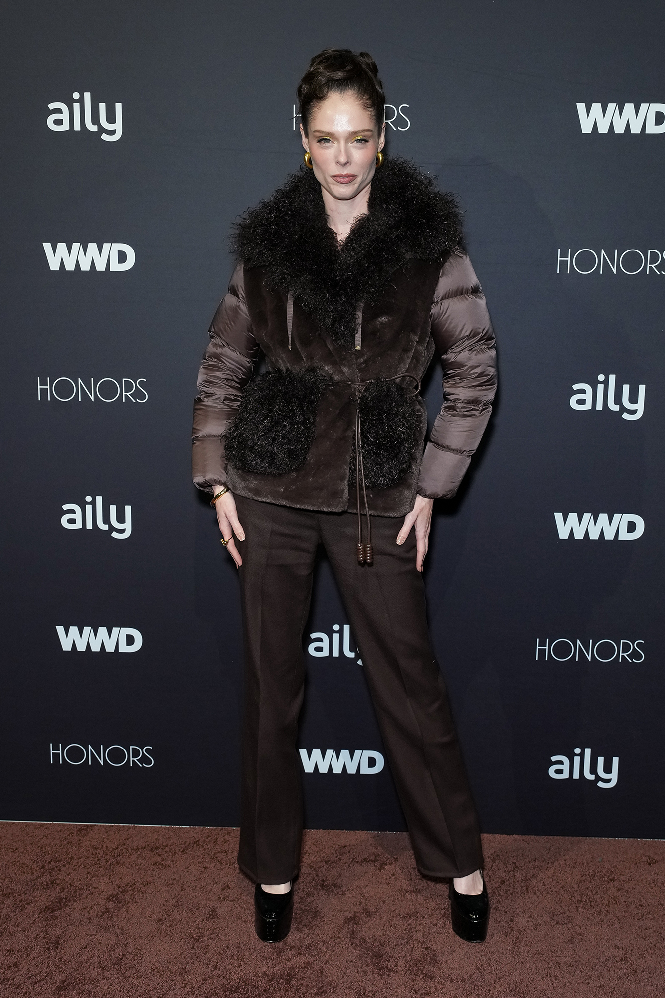 Celine, Saint Laurent і вінтажний Cavalli: найефектніші образи зірок на WWD Honors 2026