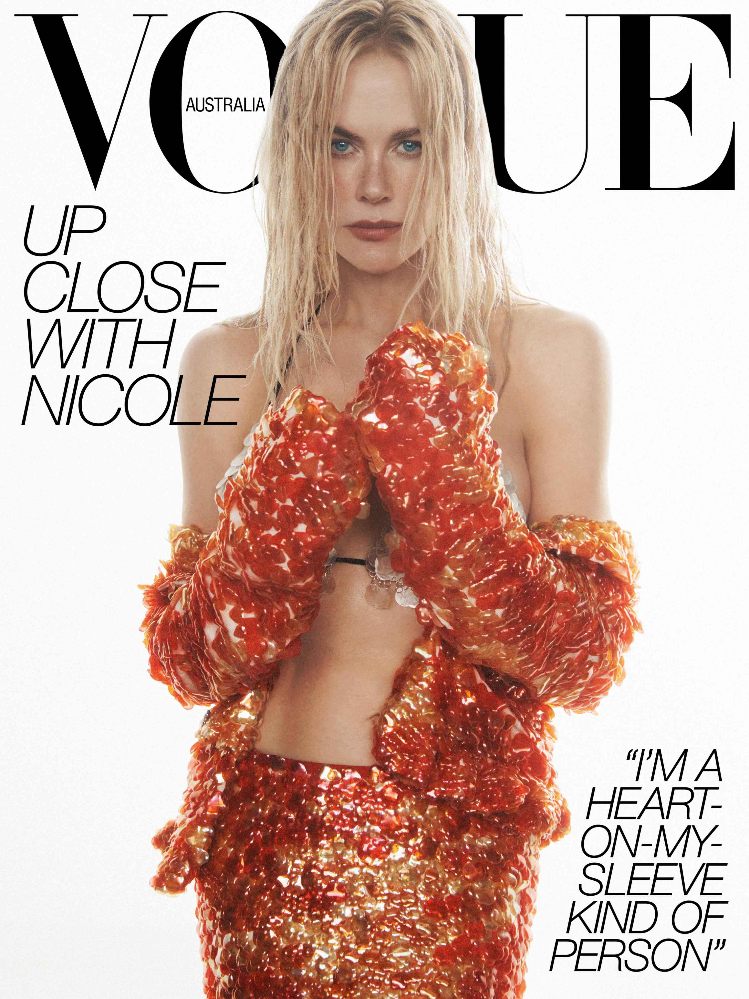 Ніколь Кідман знялася для Vogue у бюстгальтері Chanel і блискучих джинсах