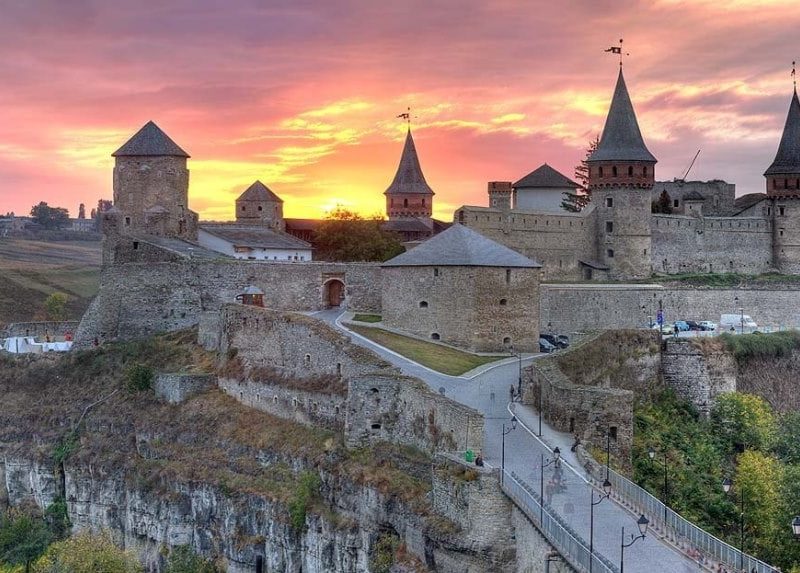 Самые красивые города в Украине, где стоит хотя бы раз встретить закат